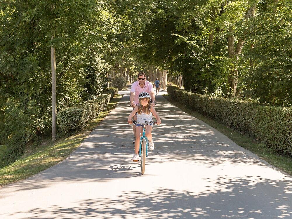 Campingplatz Castel Camping Château de Lez-Eaux Saint Pair sur mer Normandie 12