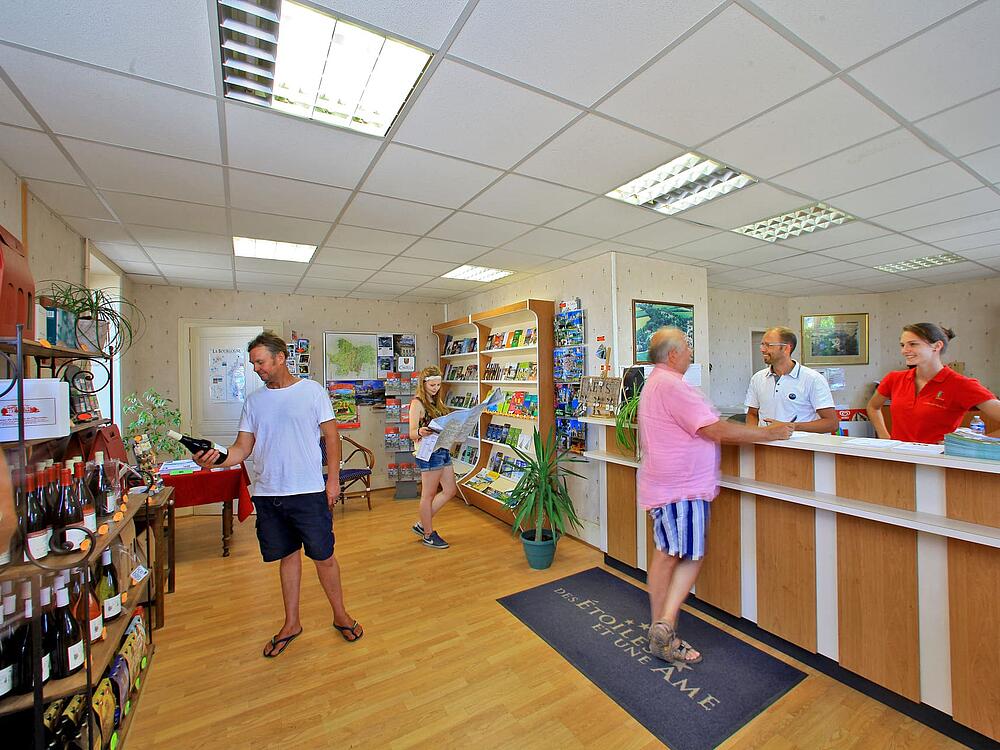 Campingplatz Castel Camping Château de L'Epervière Gigny-sur-Saône Burgund und Freigrafschaft 7