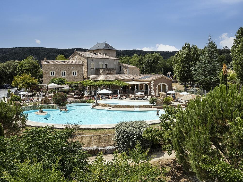 Campingplatz Castel Domaine de Sévenier & Spa LAGORCE Auvergne-Rhone-Alpen 18