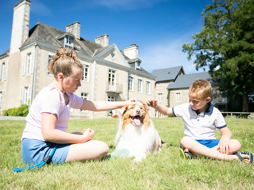 Campingplatz Castel Camping Château de Lez-Eaux Saint Pair sur mer Normandie 17
