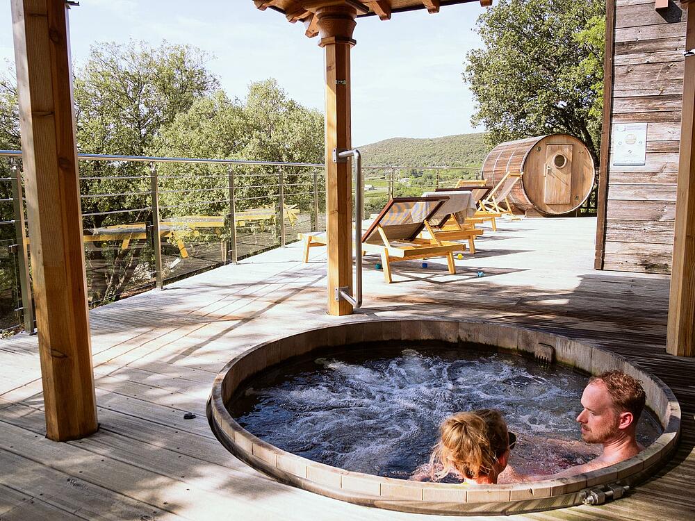 Campingplatz Castel Domaine de Sévenier & Spa LAGORCE Auvergne-Rhone-Alpen 16