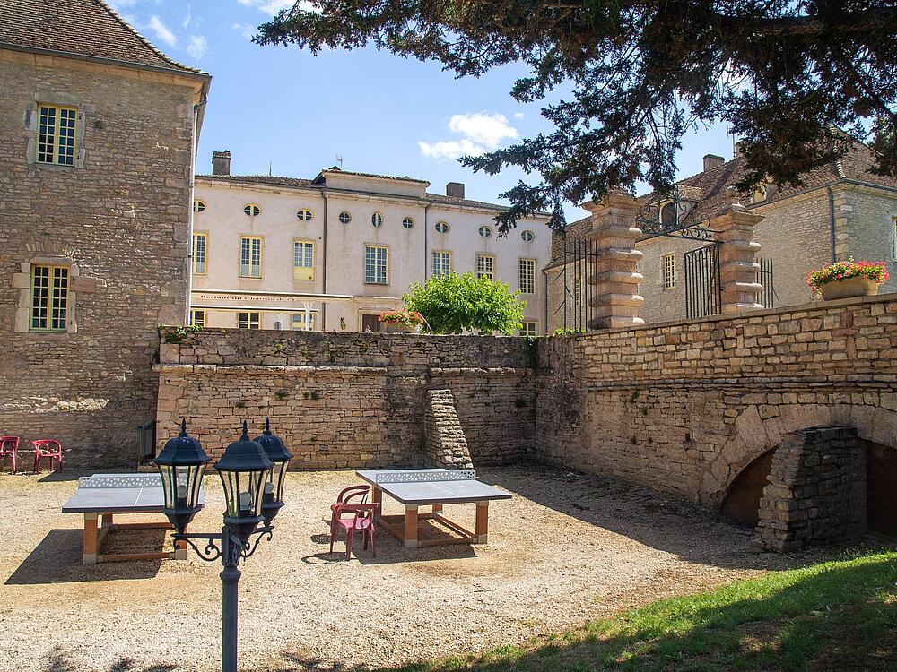 Campingplatz Castel Camping Château de L'Epervière Gigny-sur-Saône Burgund und Freigrafschaft 8