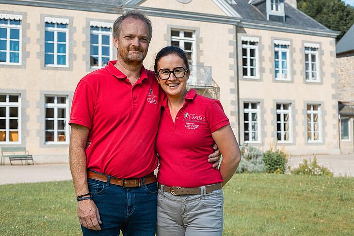 les gérants du camping Lez Eaux