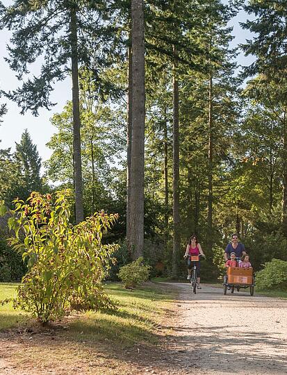 Luxuscamping mit der Familie: komfortable Ferien inmitten der Natur