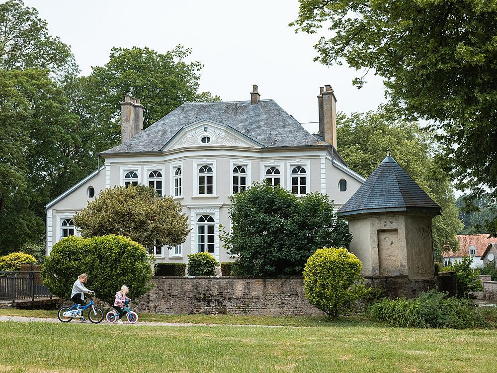 Campingplatz Castel Camping Domaine de La Bien-Assise Guines Nordfrankreich 17