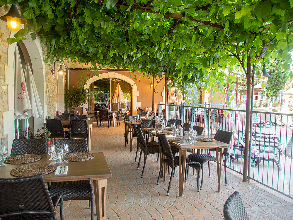 Campingplatz Castel Domaine de Sévenier & Spa LAGORCE Auvergne-Rhone-Alpen 8