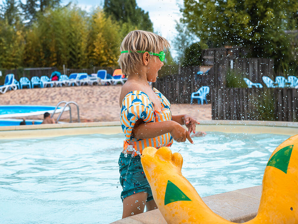 Campingplatz Castel Camping Les Bois du Bardelet GIEN Zentrum-Loiretal 2