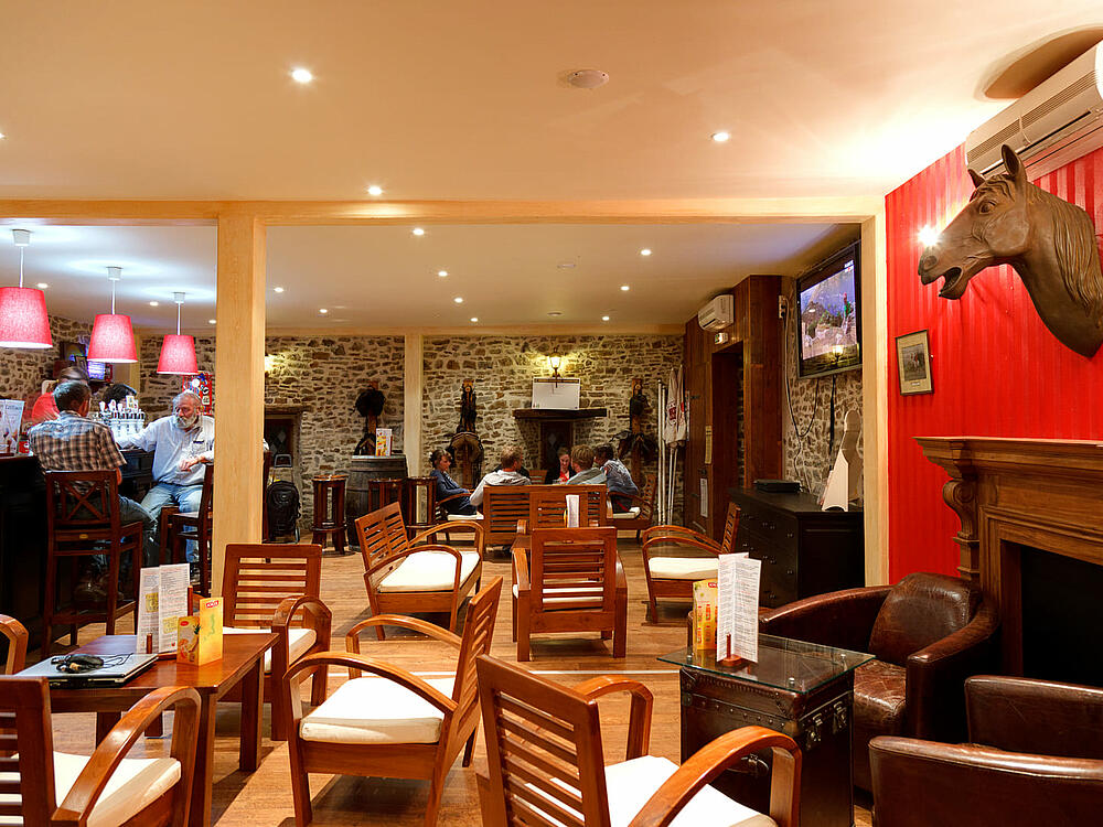 Campingplatz Castel Camping Château de Lez-Eaux Saint Pair sur mer Normandie 22