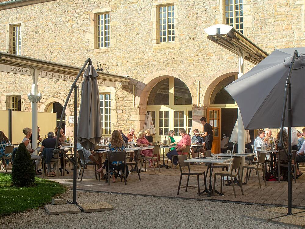 Campingplatz Castel Camping Château de L'Epervière Gigny-sur-Saône Burgund und Freigrafschaft 17