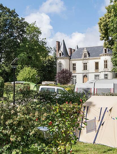 Die Geschichte des Château de la Ville Huchet, ein Campingplatz von Les Castels