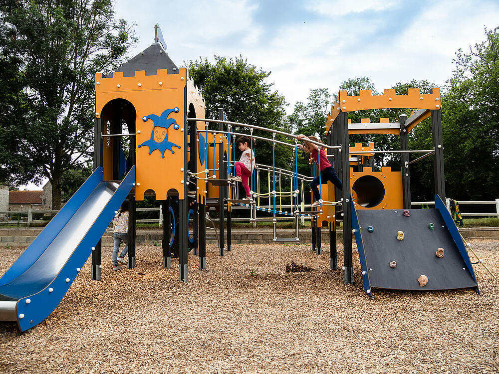 Campingplatz Castel Camping Château de Lez-Eaux Saint Pair sur mer Normandie 14