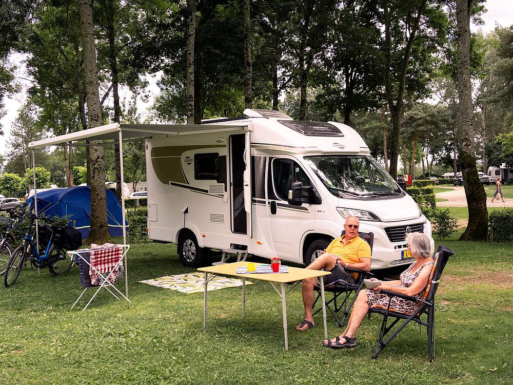 Campingplatz Castel Camping Château de L'Epervière Gigny-sur-Saône Burgund und Freigrafschaft 4
