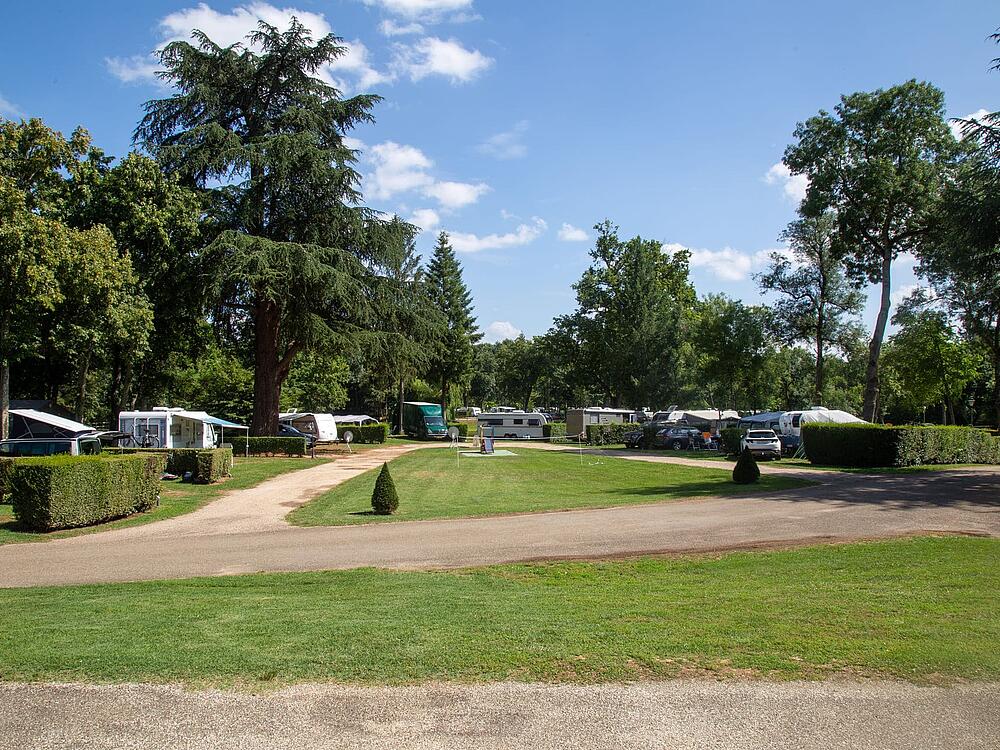 Campingplatz Castel Camping Château de L'Epervière Gigny-sur-Saône Burgund und Freigrafschaft 5
